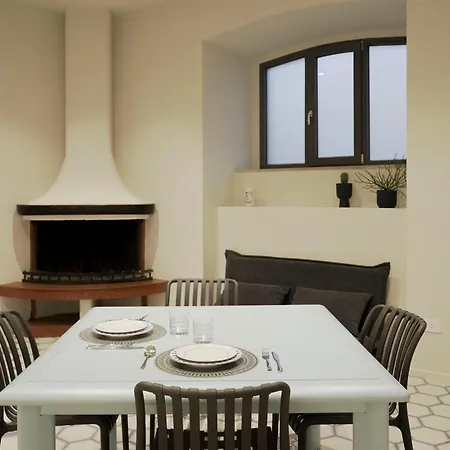 Viaggio Homes Da 60 M2 Con Jacuzzi Hammam Cucina Patio Con Aperitivo Di Benvenuto Casa de hóspedes 4*