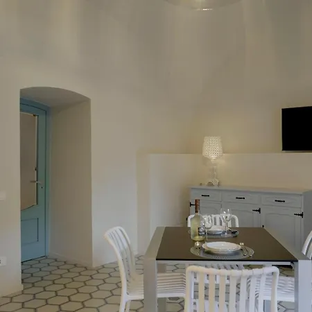Casa de hóspedes Viaggio Homes Da 60 M2 Con Jacuzzi Hammam Cucina Patio Con Aperitivo Di Benvenuto 4*