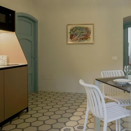 Viaggio Homes Da 60 M2 Con Jacuzzi Hammam Cucina Patio Con Aperitivo Di Benvenuto Casa de hóspedes 4*